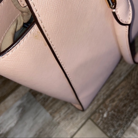 Micheal Kors Selma Medium Purse - Picture 9 of 9